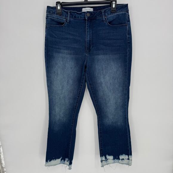 Articles of Society Women's Blue Wash Cropped Flare Jeans Raw Hem Size 31 - Picture 2 of 9